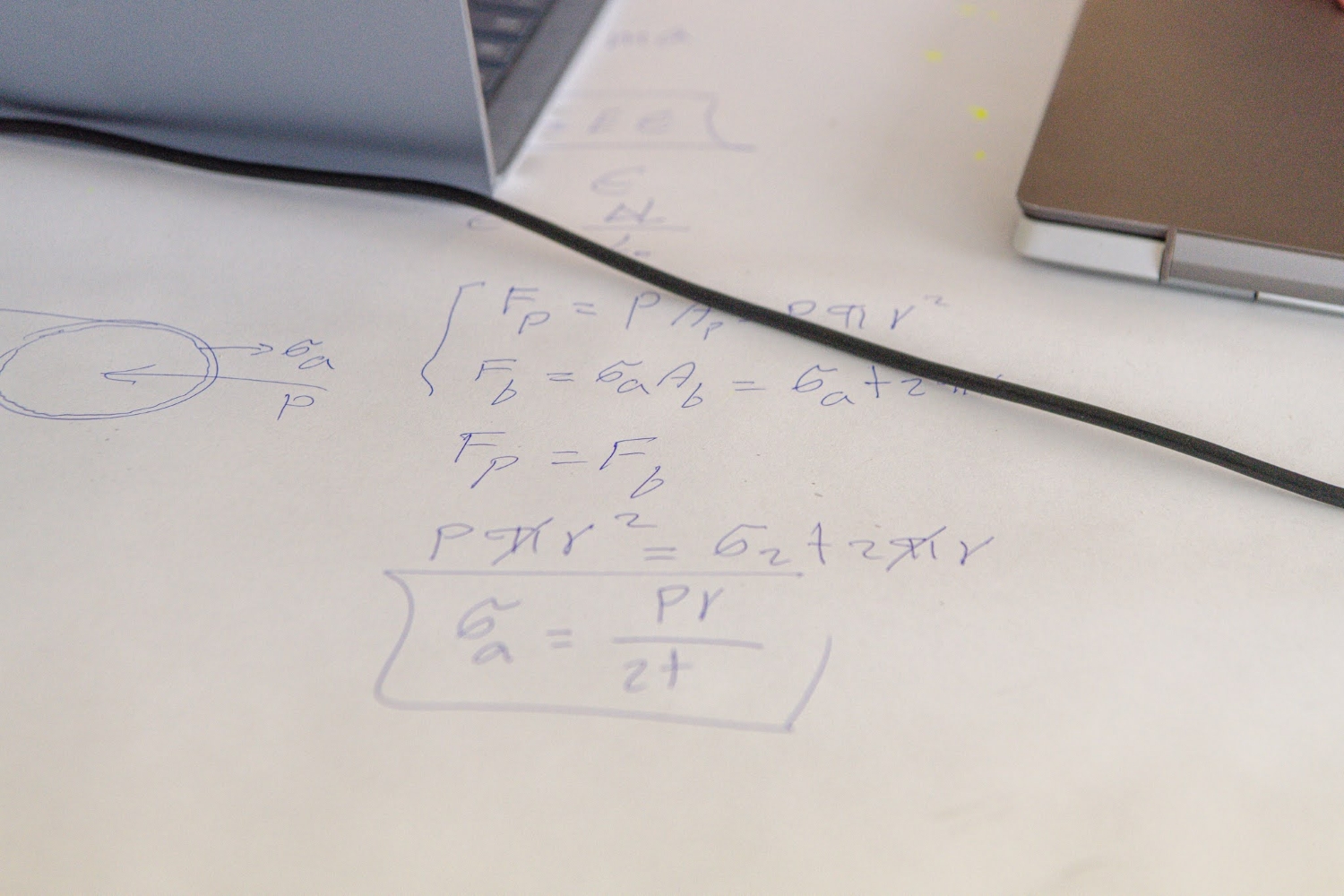 Physics and Quantum Computing Course 1