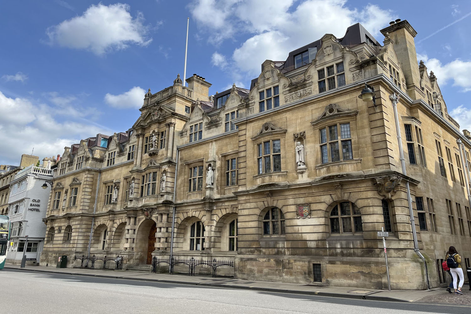 oxford.campus1