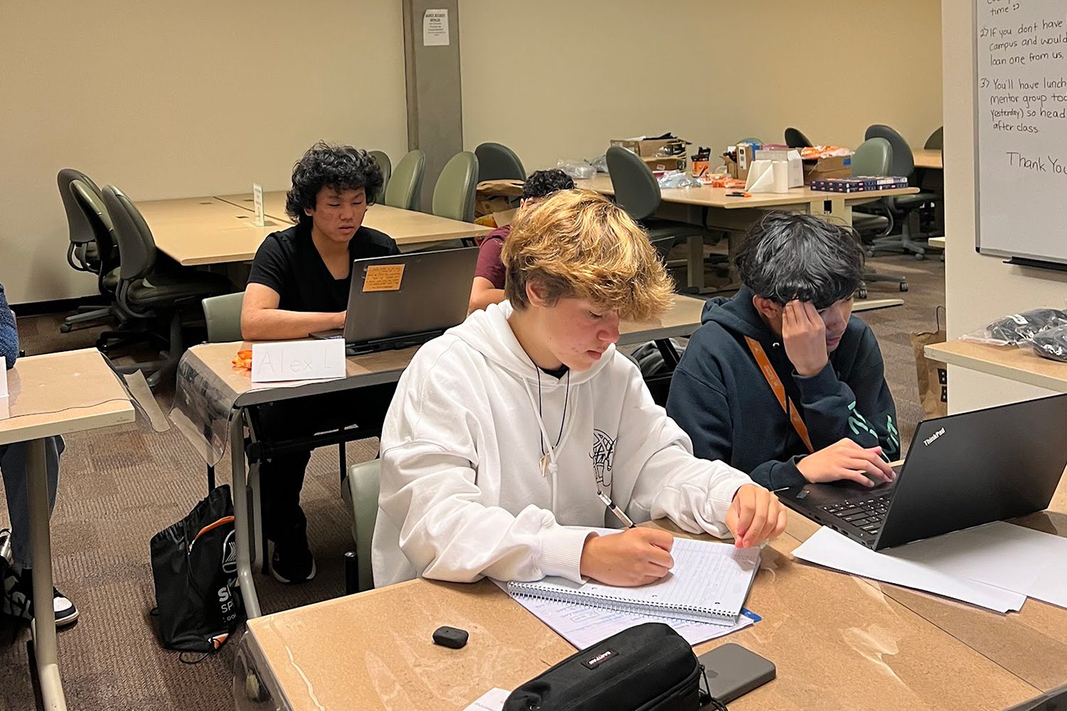 1000-berkeley-campus-lan-new_0012_Layer 8