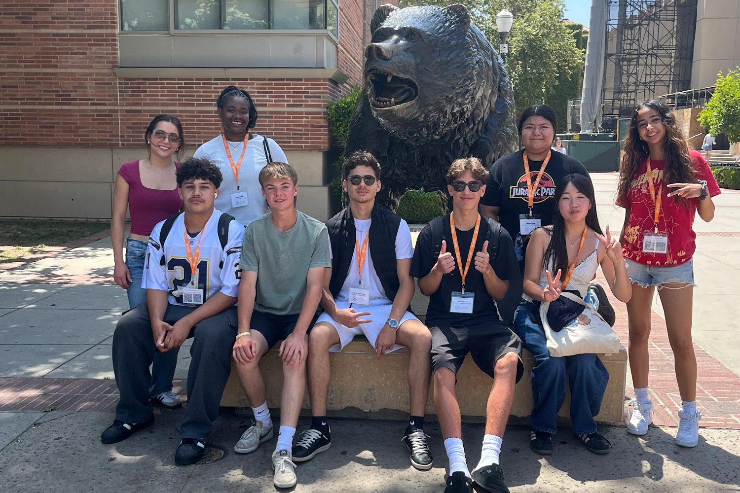 1200-ucla-lan-new-image_0008_Layer 12