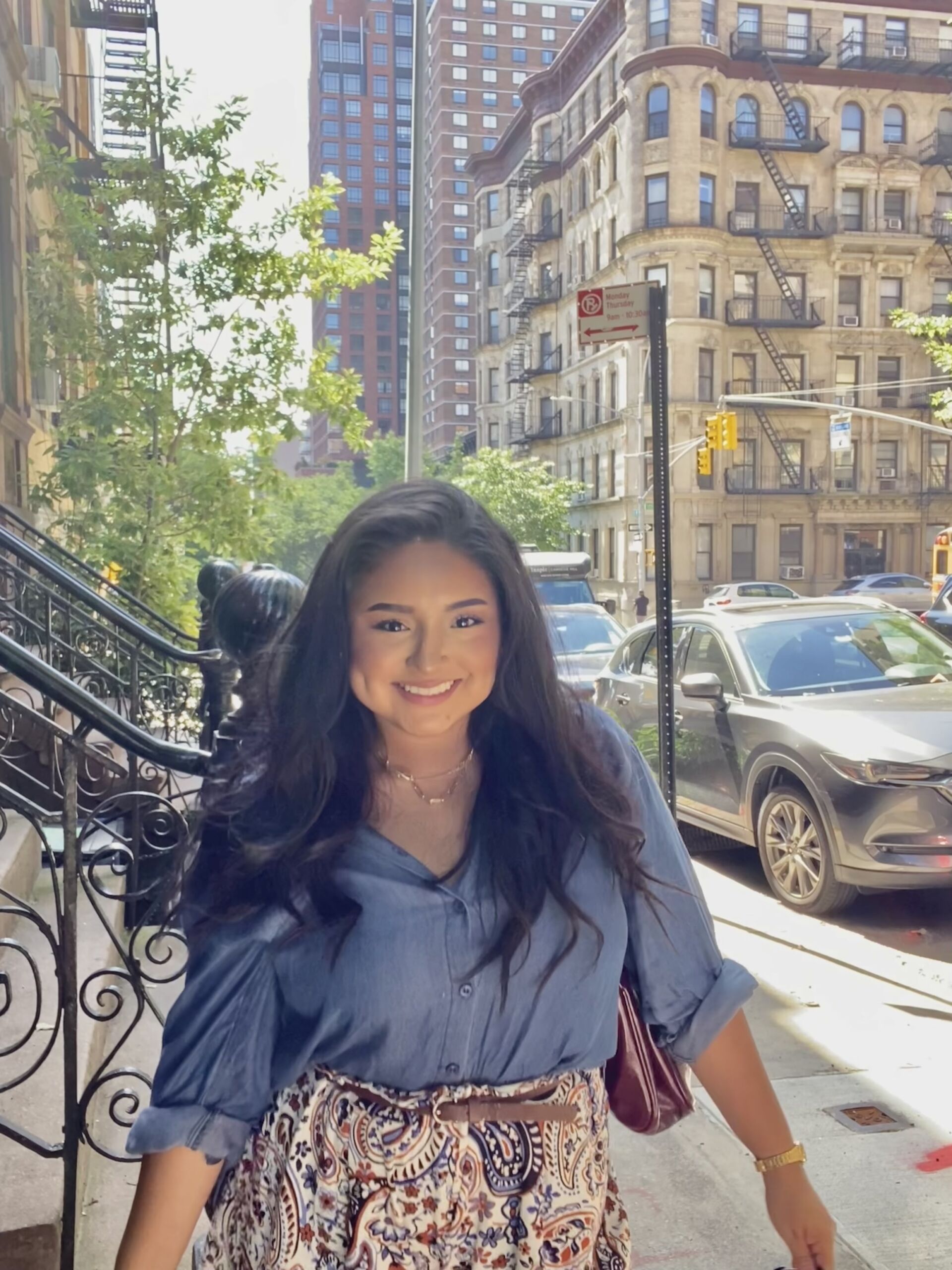 8BF865D8-5986-4032-B884-57A1A42FB648