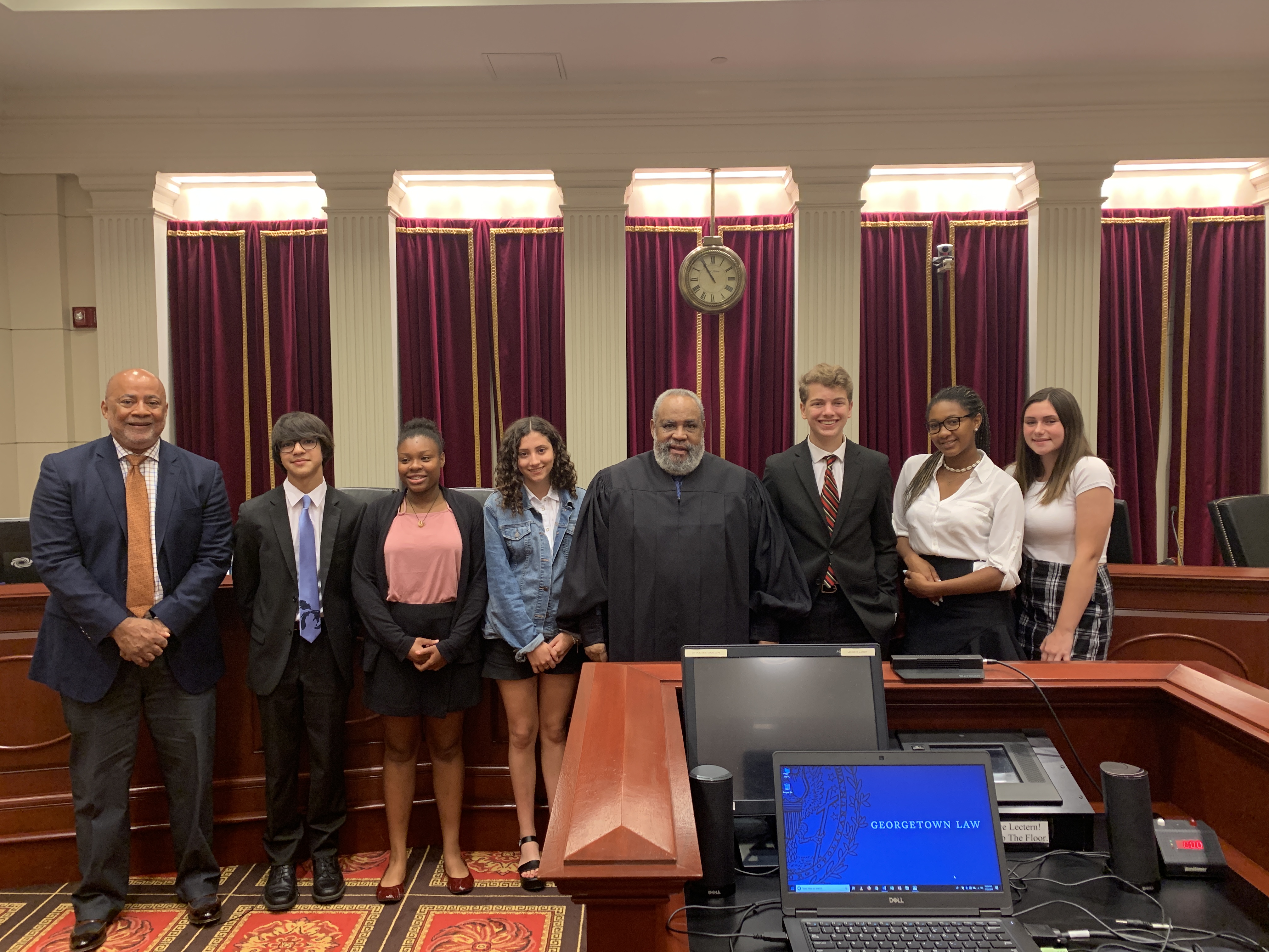 Students at the courthouse!